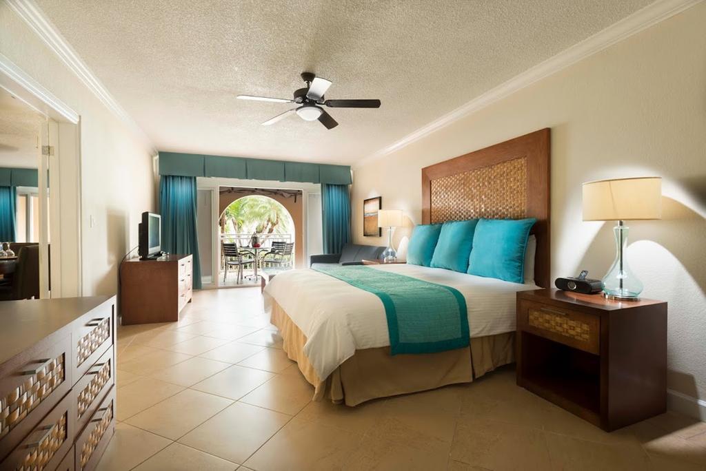 All Inclusive Divi Little Bay Beach Resort Филипсбург Екстериор снимка